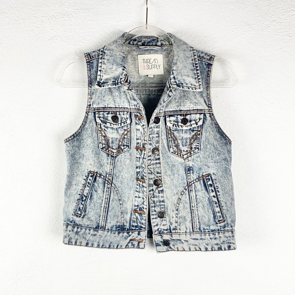THREAD & SUPPLY | 🤍 Bleached Denim Sleeveless Button-Up Vest - Picture 2 of 15
